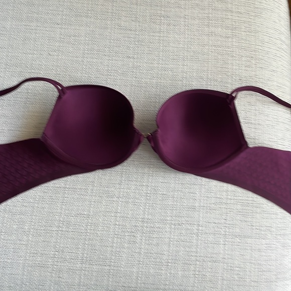 Victoria’s Secret Purple Push-up Bra - Picture 4 of 7